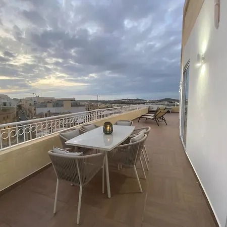 Apartment Primerose Penthouse *