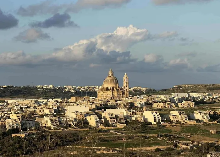 Primerose Penthouse Daire Sannat